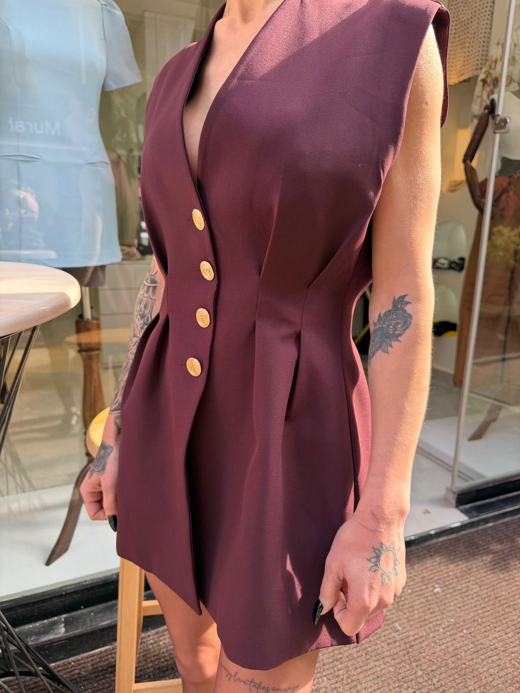 Bordo Gold Düğmeli Kolsuz Blazer Elbise